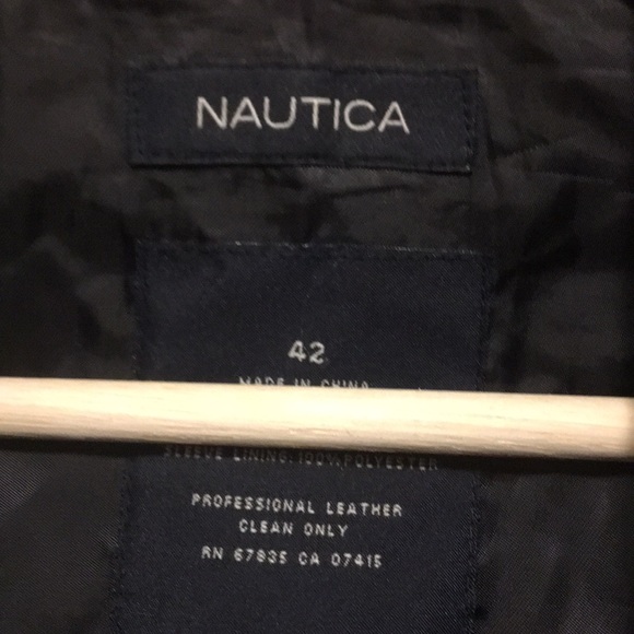 Nautica men’s leather jacket, lightly worn. - Picture 2 of 12